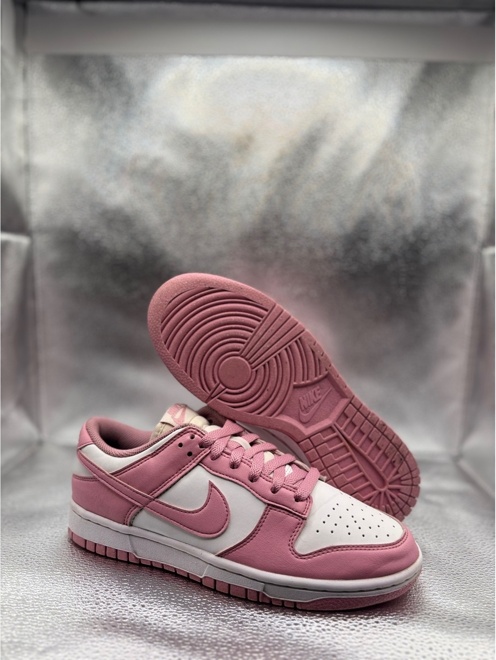Nike dunk low next nature elemental pink